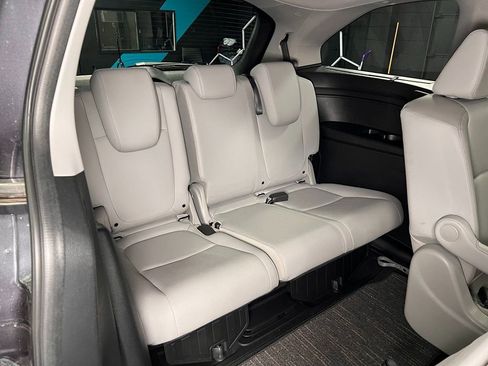 Used 2024 Honda Odyssey Touring image 15