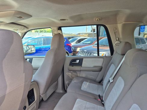 Used 2004 Ford Expedition XLT RWD image 30