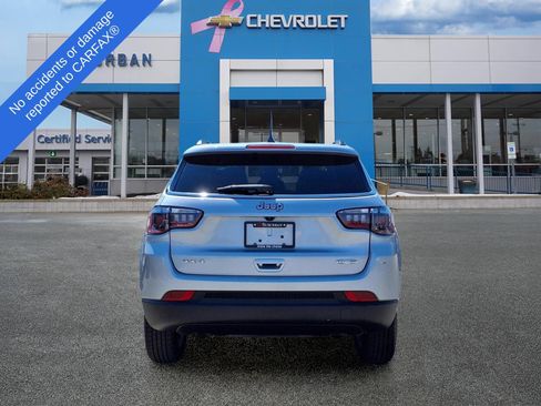 Used 2024 Jeep Compass Latitude AWD/4WD image 7