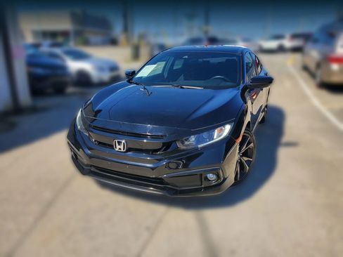 Used 2020 Honda Civic Sport image 2