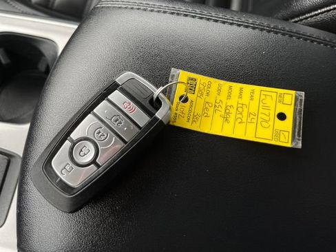 Used 2024 Ford Edge SEL w/ Convenience Package AWD/4WD image 26