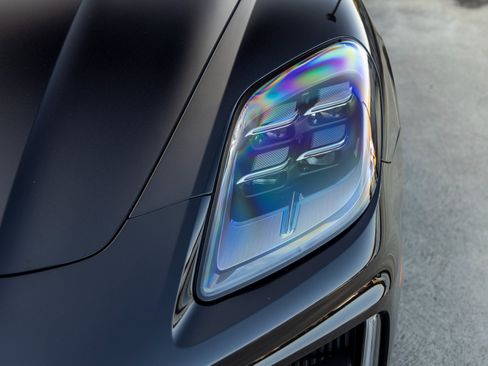 Certified 2024 Porsche Panamera 4 image 16