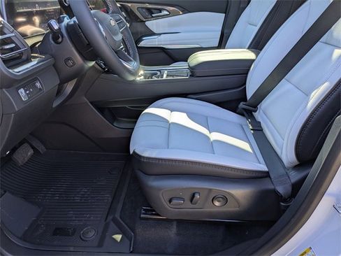 New 2026 Chevrolet Traverse High Country image 11