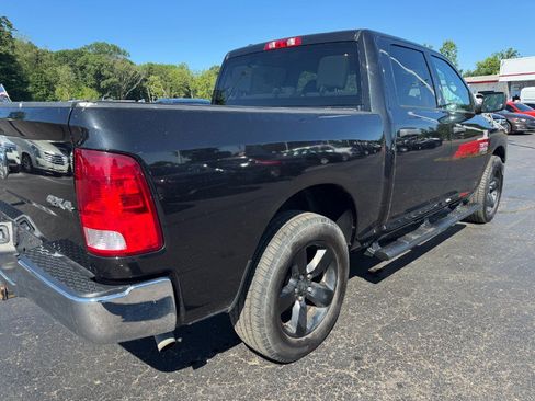 Used 2019 RAM 1500 ST w/ SXT Appearance Group AWD/4WD image 10