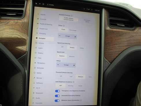 Used 2018 Tesla Model S 100D image 17