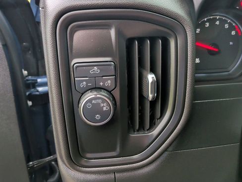 Used 2024 Chevrolet Silverado 1500 Custom image 15