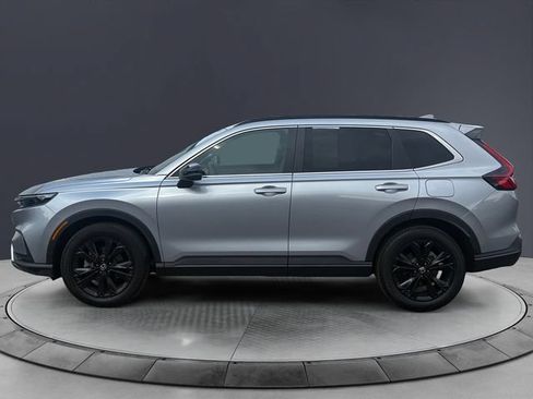 Used 2024 Honda CR-V Sport Touring image 2