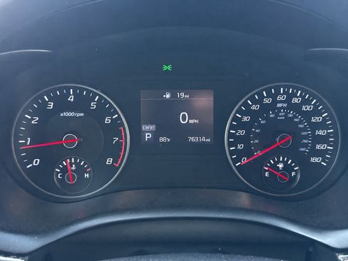 Used 2019 Kia Stinger GTS RWD image 8