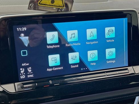 New 2026 Volkswagen Atlas Cross Sport SEL R-Line AWD/4WD image 15