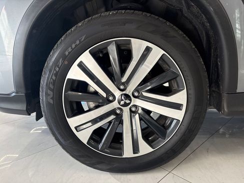 Used 2025 Mitsubishi Outlander Sport ES AWD/4WD image 36