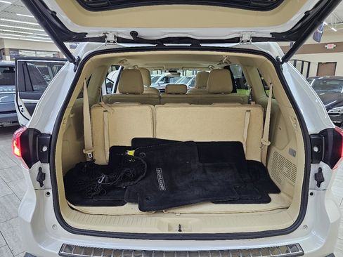 Used 2018 Toyota Highlander XLE image 14