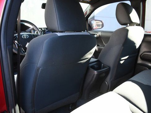 Used 2023 Toyota Tacoma TRD Sport image 21