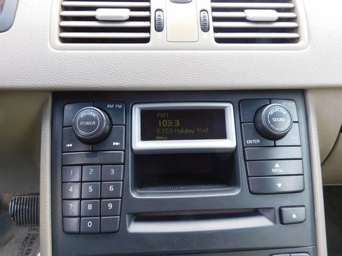 Used 2005 Volvo XC90 T6 image 12