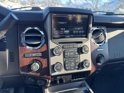 Used 2016 Ford F350 Lariat w/ Chrome Package image 5