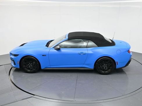 Used 2025 Ford Mustang GT Premium w/ GT Performance Package image 44