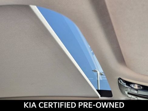 Certified 2023 Kia Sorento SX FWD image 9