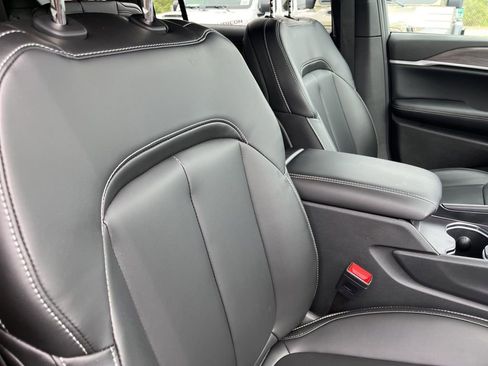 New 2026 Jeep Grand Cherokee L Limited AWD/4WD image 45