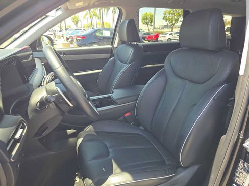 Used 2023 Hyundai Palisade SEL FWD image 23