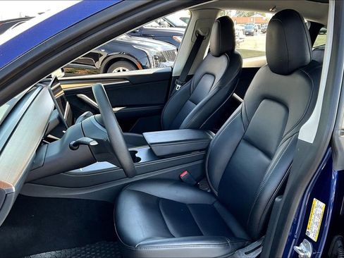 Used 2023 Tesla Model Y Long Range image 10