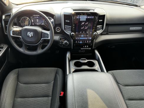 Used 2025 RAM 1500 Big Horn AWD/4WD image 13