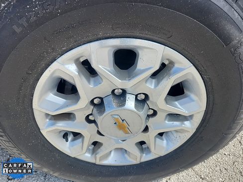 Used 2024 Chevrolet Silverado 3500 LT image 9