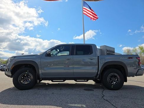 New 2026 Nissan Frontier PRO-4X w/ Pro-4x Convenience Package AWD/4WD image 12