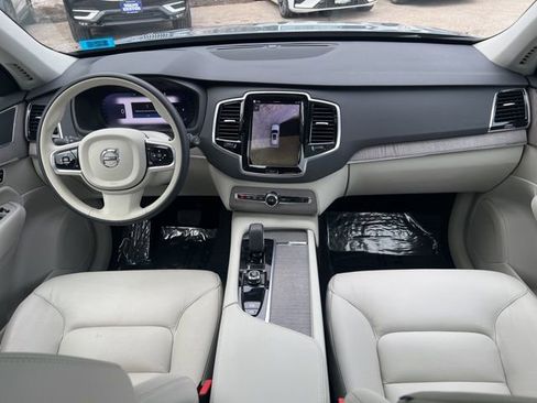 Certified 2023 Volvo XC90 B6 Plus w/ Protection Package image 22