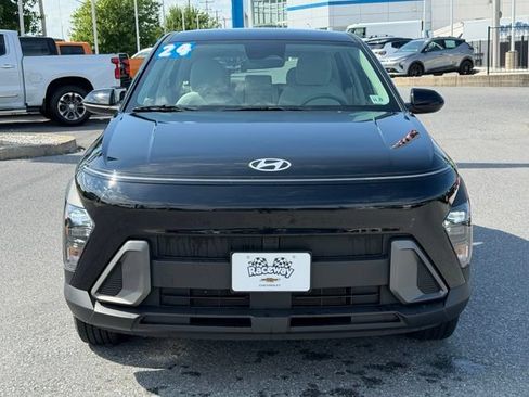 Used 2024 Hyundai Kona SE AWD/4WD image 8