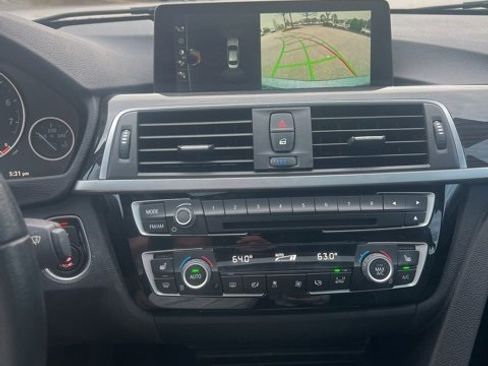 Used 2017 BMW 330i Sedan image 13