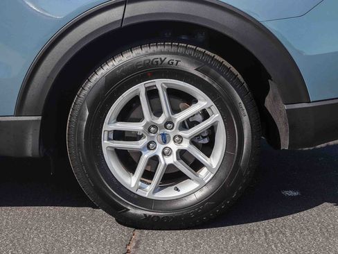 Used 2026 Ford Explorer Active w/ Active Comfort Package RWD image 8