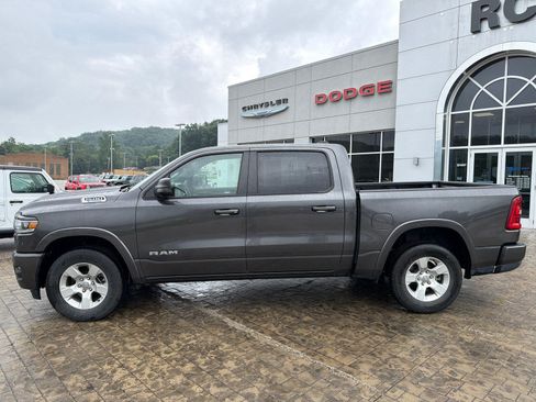 Used 2025 RAM 1500 Big Horn AWD/4WD image 5