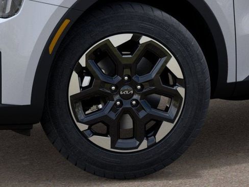 New 2025 Kia Sorento S w/ Panoramic Sunroof Package image 9