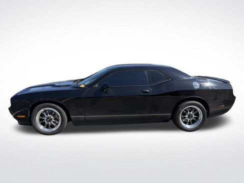 Used 2013 Dodge Challenger R/T Plus RWD image 9