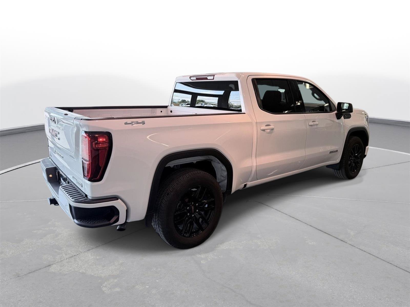 Used 2023 GMC Sierra 1500 Elevation AWD/4WD image 10