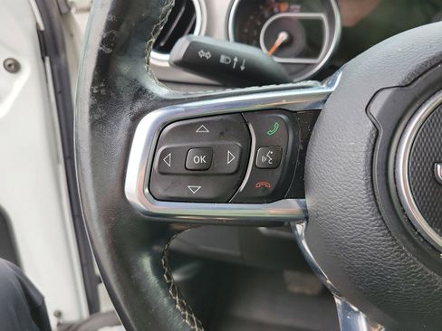 Used 2021 Jeep Gladiator Overland image 29