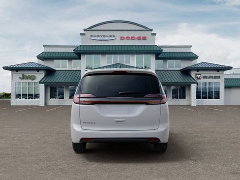 New 2026 Chrysler Pacifica Select FWD image 7