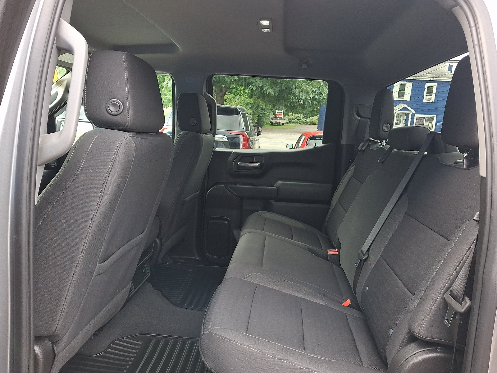 Used 2023 Chevrolet Silverado 1500 Custom AWD/4WD image 10