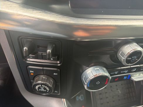 Used 2023 Ford F150 Lariat w/ Equipment Group 502A High AWD/4WD image 28