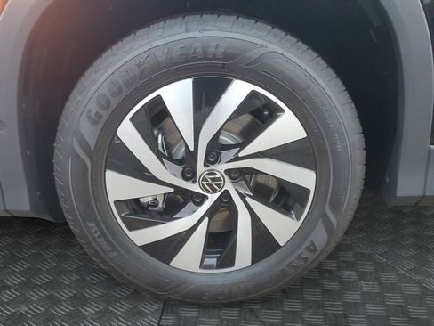 New 2025 Volkswagen Tiguan S image 12