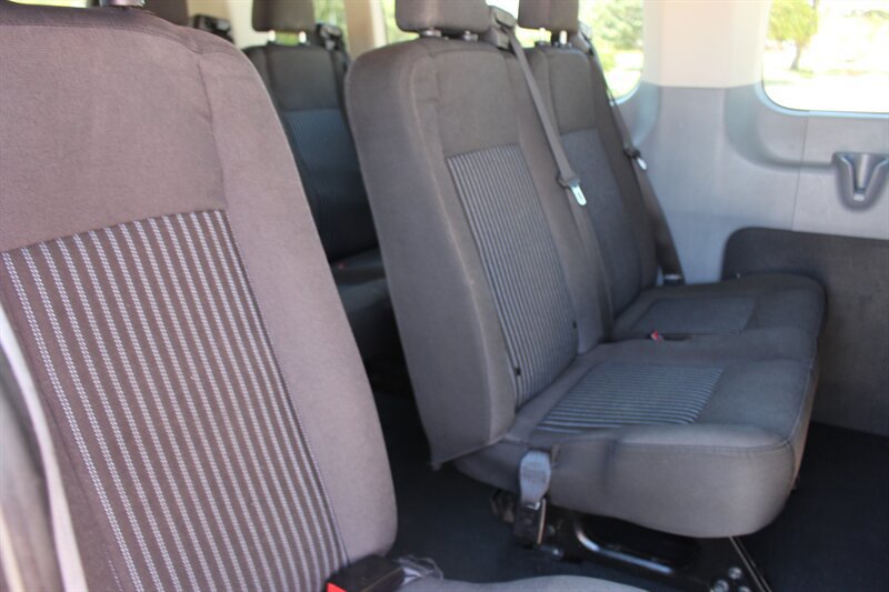 Used 2018 Ford Transit 350 XL RWD image 19