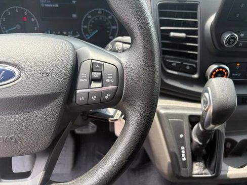 Used 2025 Ford Transit 250 Low Roof w/ Exterior Upgrade Package RWD image 32