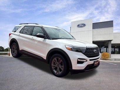 Certified 2021 Ford Explorer XLT w/ Equipment Group 202A