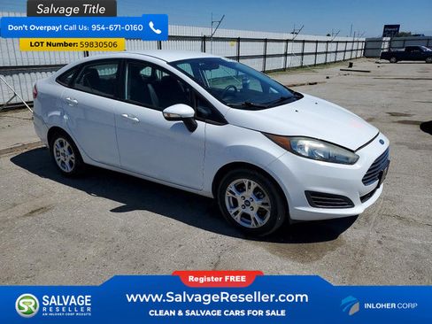 Used 2015 Ford Fiesta SE FWD image 5