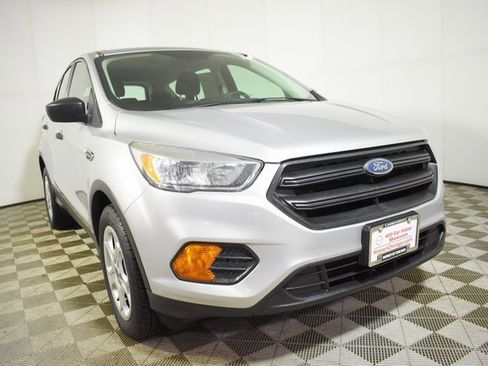 Used 2017 Ford Escape S image 3