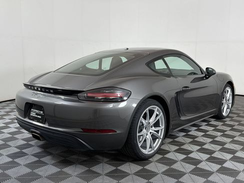 Certified 2024 Porsche 718 Cayman RWD image 10