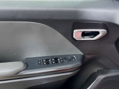 Used 2025 Kia K4 LXS image 15