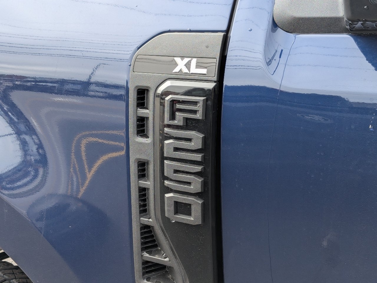 New 2027 Ford F250 XL w/ XL Chrome Package AWD/4WD image 10