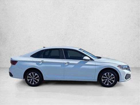 Used 2024 Volkswagen Jetta S FWD image 4