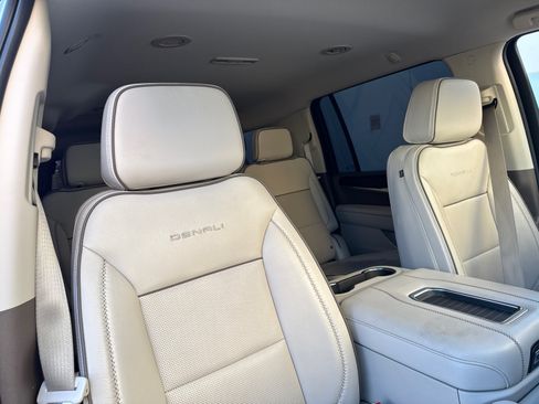 Certified 2023 GMC Yukon XL Denali RWD image 17