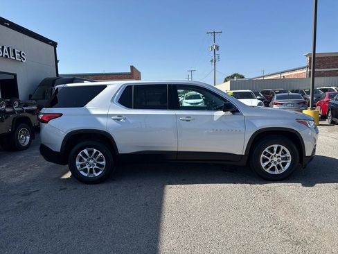 Used 2020 Chevrolet Traverse LS FWD image 5